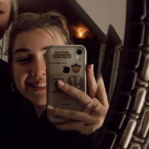 Meet your Posher, Natalie